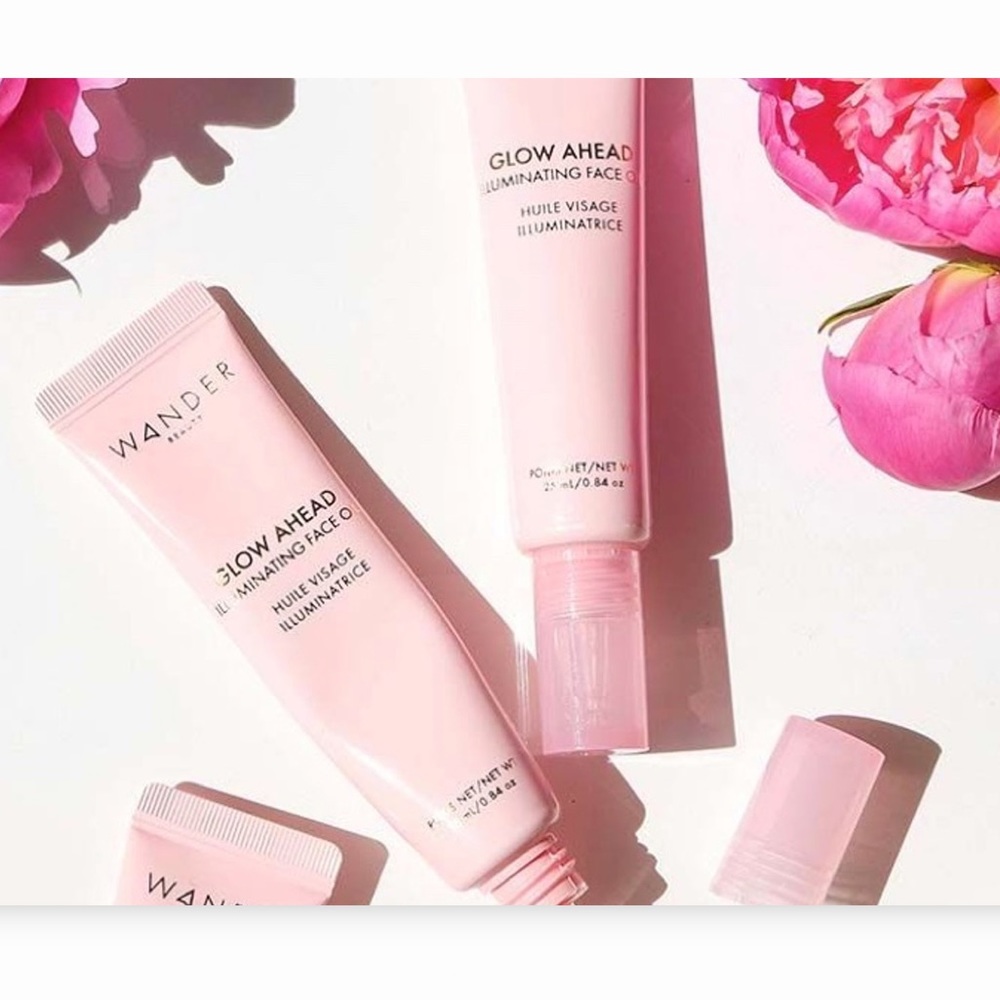 WANDER Beauty Illuminating Face Oil